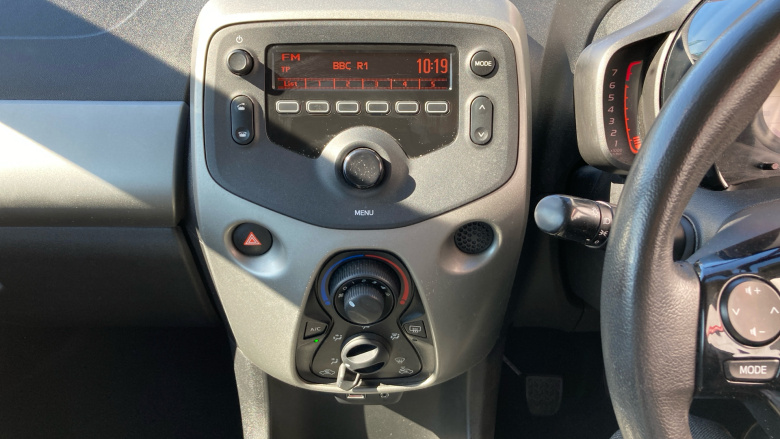 Toyota Aygo 1.0 VVT-i X-Play 3dr Petrol Hatchback